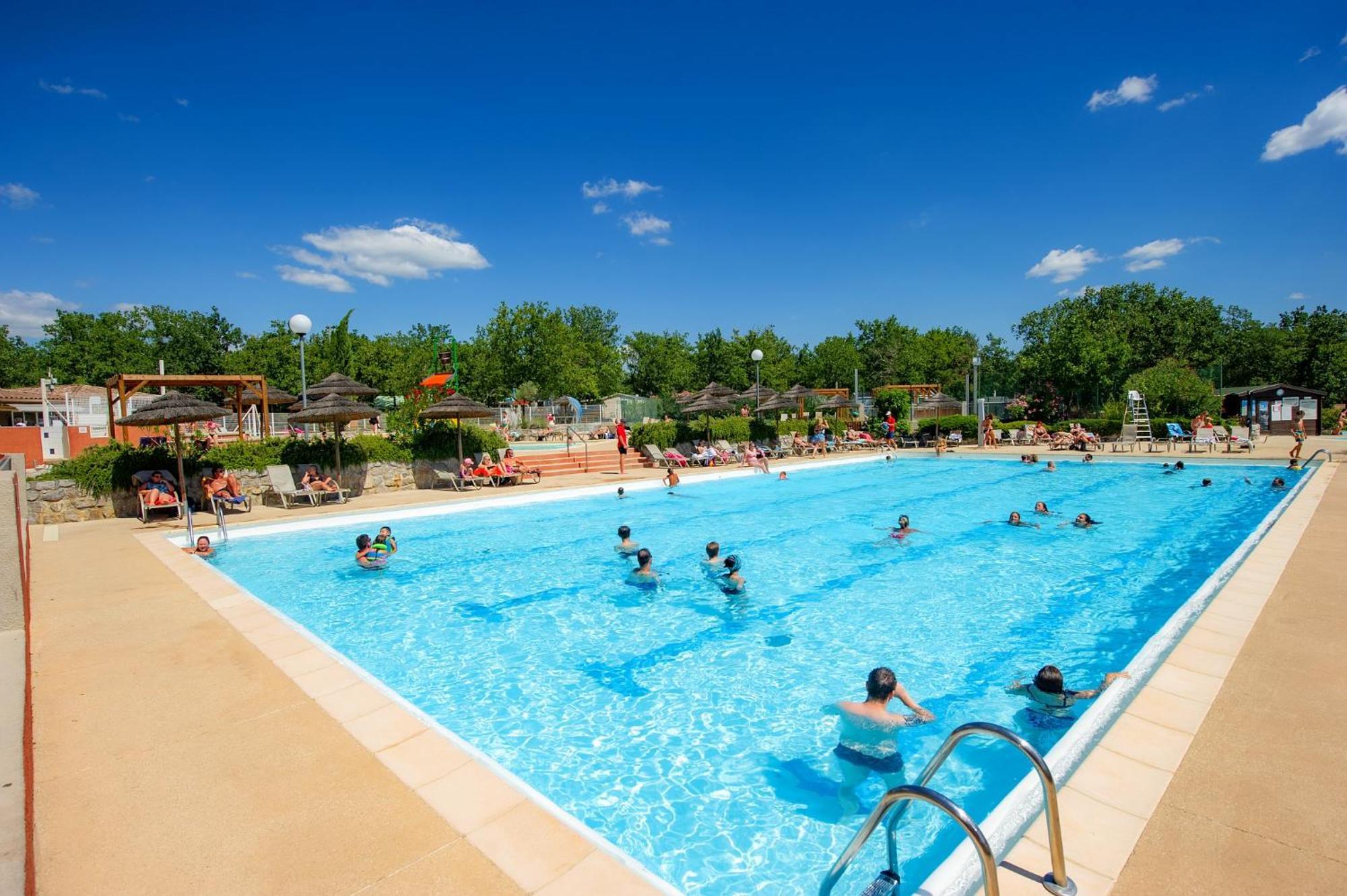 Camping Domaine De Chaussy Lagorce  Eksteriør billede