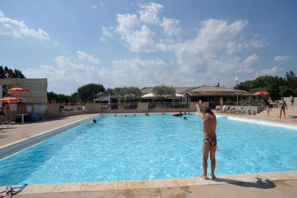 Camping Domaine De Chaussy Lagorce  Eksteriør billede
