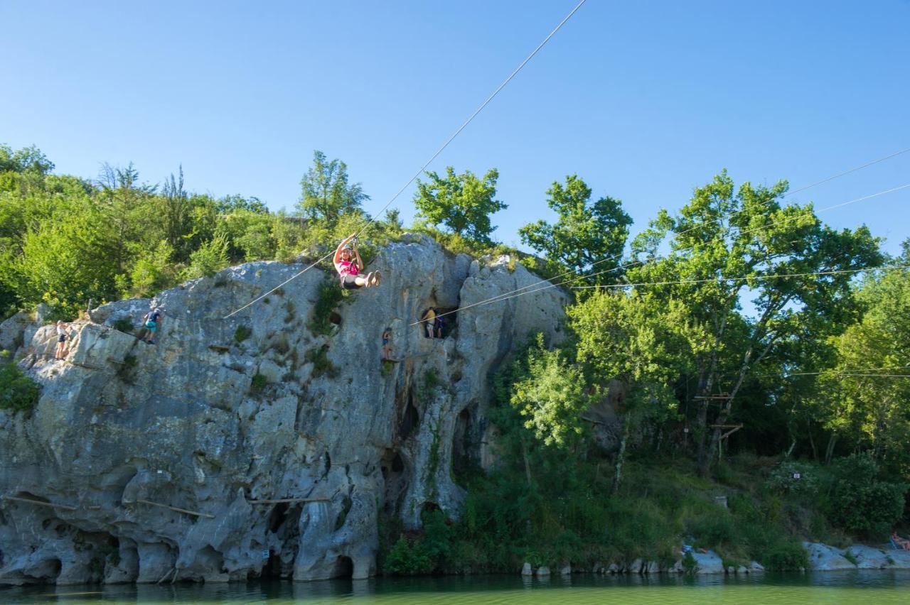 Camping Domaine De Chaussy Lagorce  Eksteriør billede